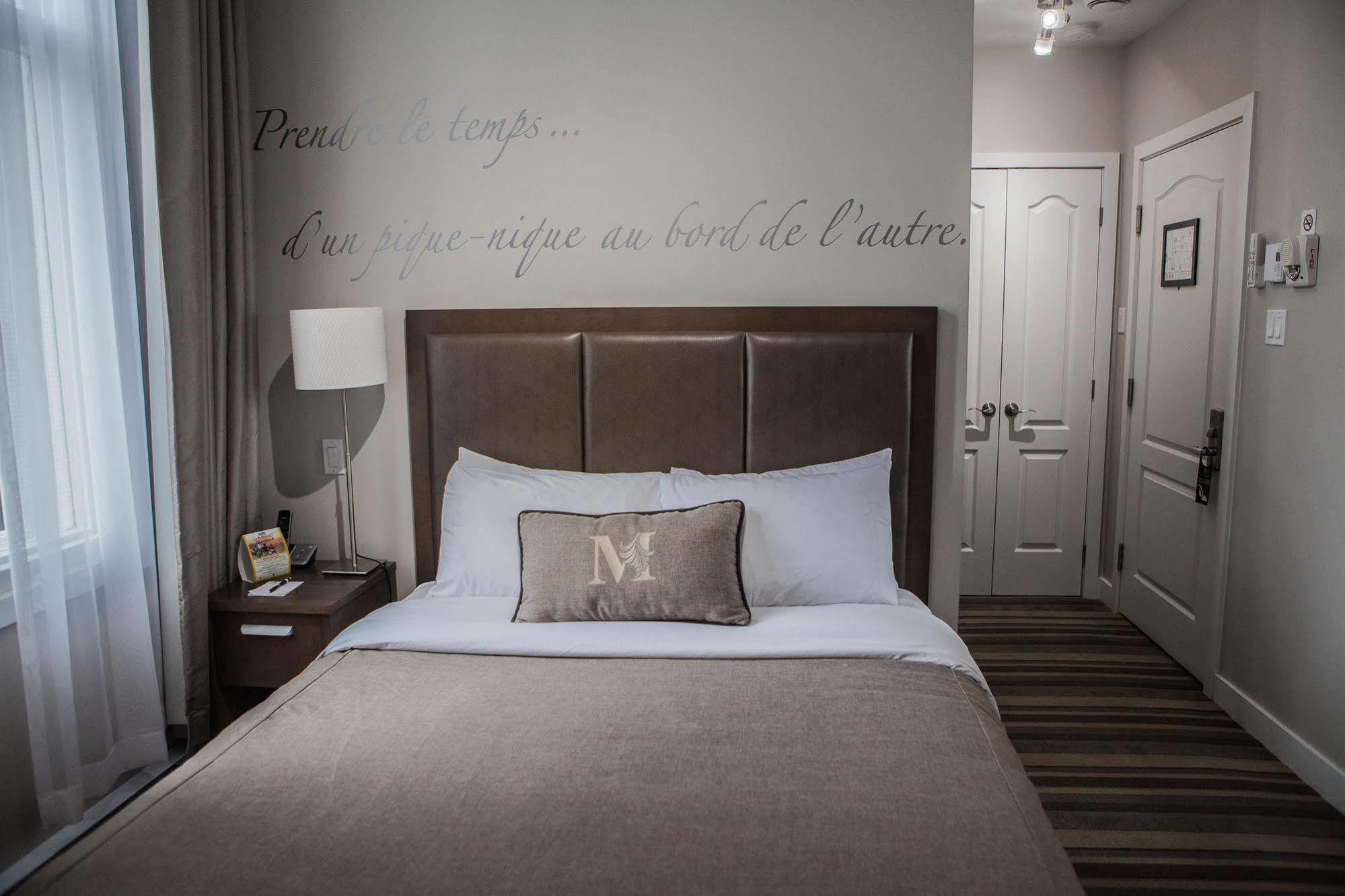 Montfort 4*
